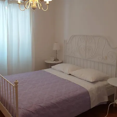 Apartment Sky Delux With Parking Makarska